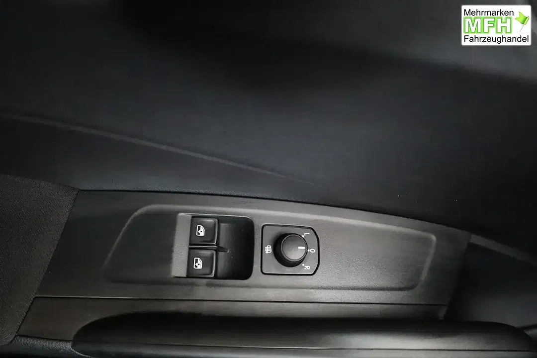 Skoda Fabia - Thumbnail 6