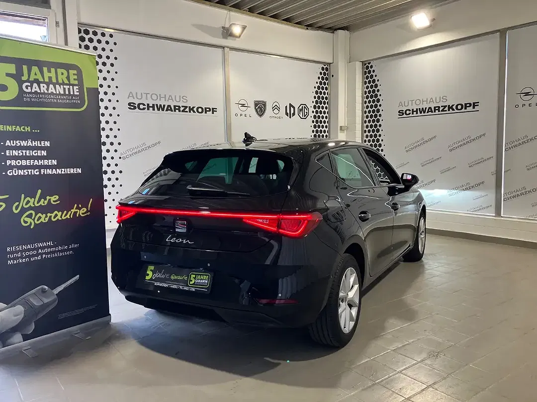SEAT Leon - Thumbnail 4