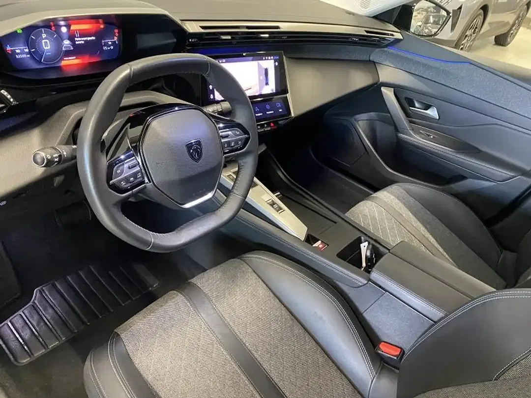 Peugeot 408 - Thumbnail 10