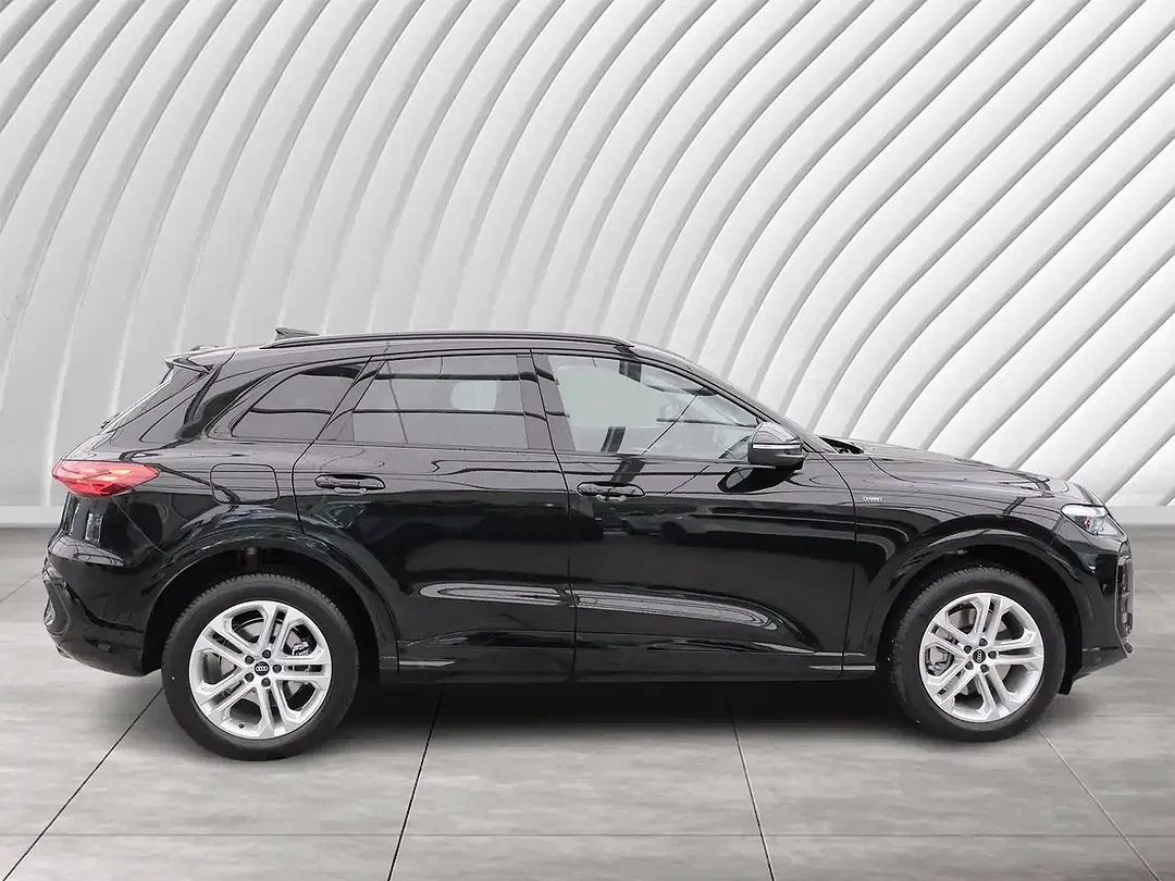 Audi Q5 - Thumbnail 4