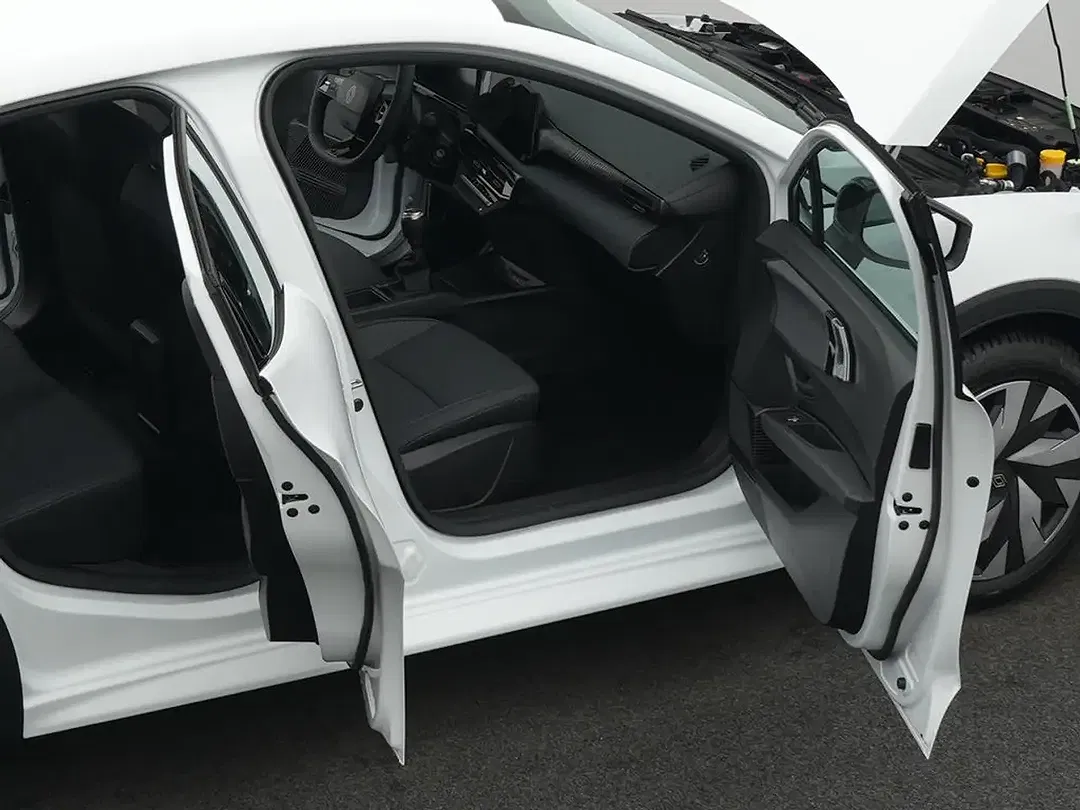 Renault Clio - Thumbnail 8