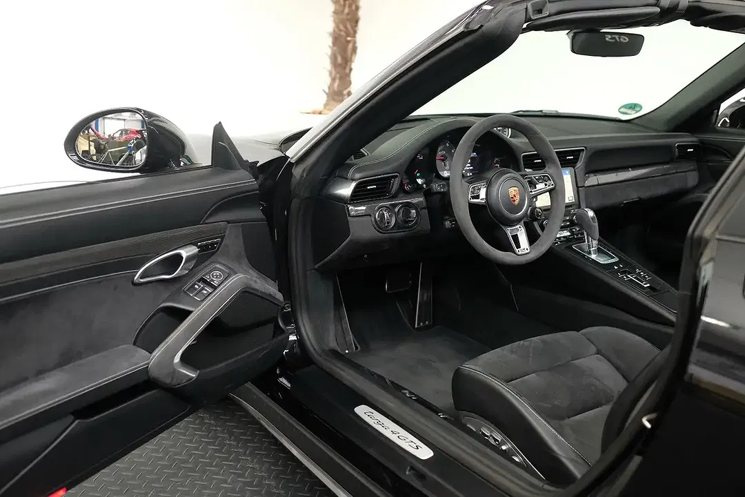 Porsche 991 - Thumbnail 12