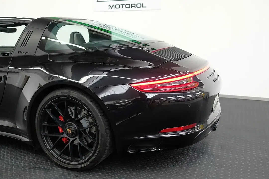 Porsche 991 - Thumbnail 8