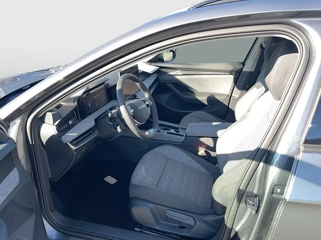 Skoda Superb - Thumbnail 9