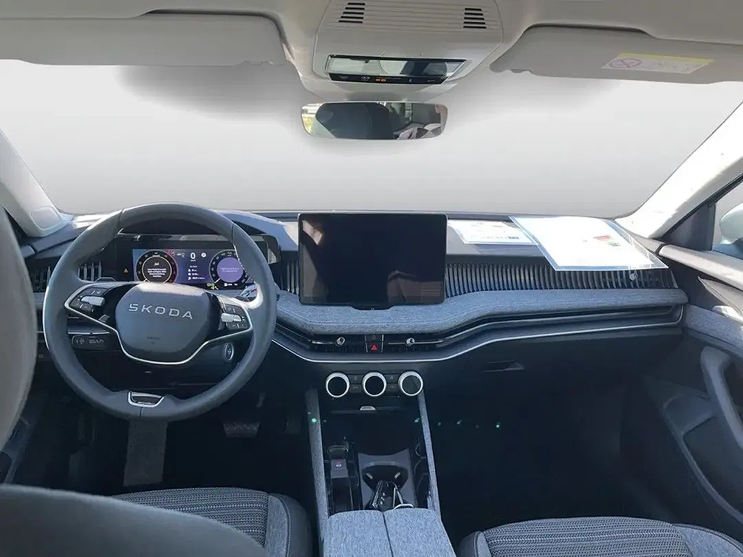 Skoda Superb - Thumbnail 11
