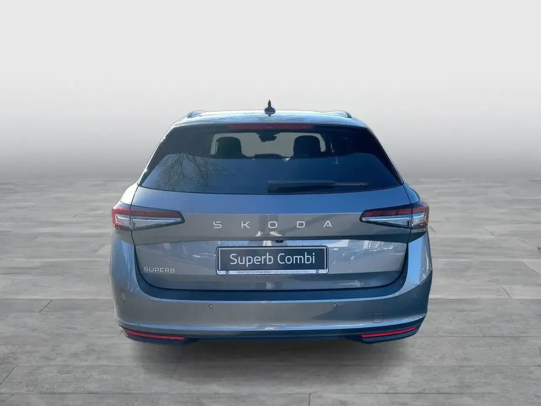 Skoda Superb - Thumbnail 4