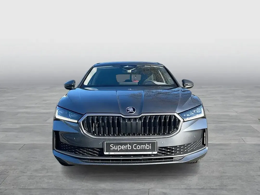Skoda Superb - Thumbnail 8