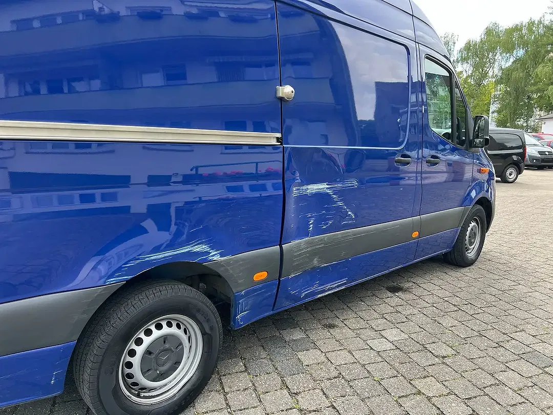 Mercedes-Benz Sprinter - Thumbnail 12