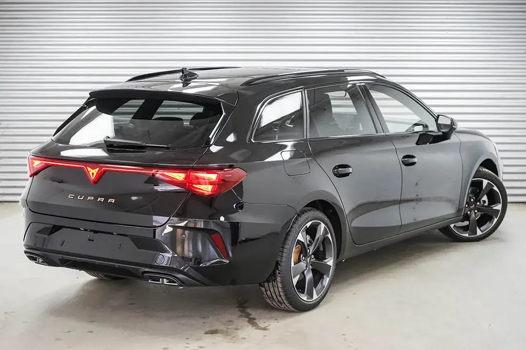 CUPRA Leon - Thumbnail 3