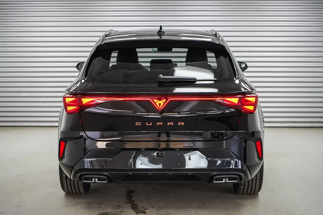 CUPRA Leon - Thumbnail 4