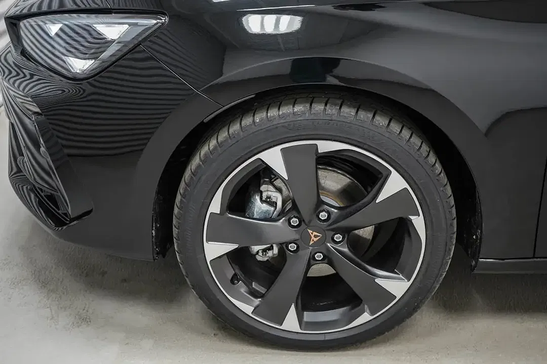 CUPRA Leon - Thumbnail 5