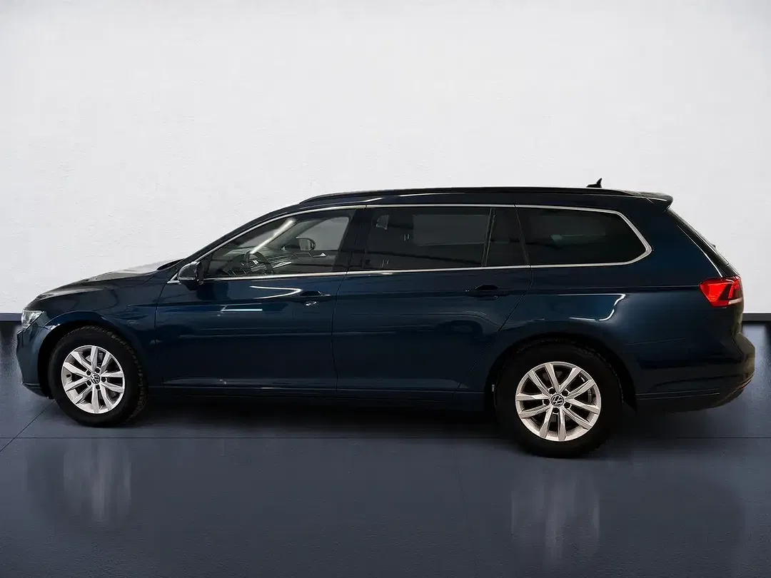 Volkswagen Passat Variant - Thumbnail 2