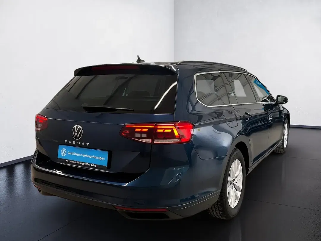 Volkswagen Passat Variant - Thumbnail 5
