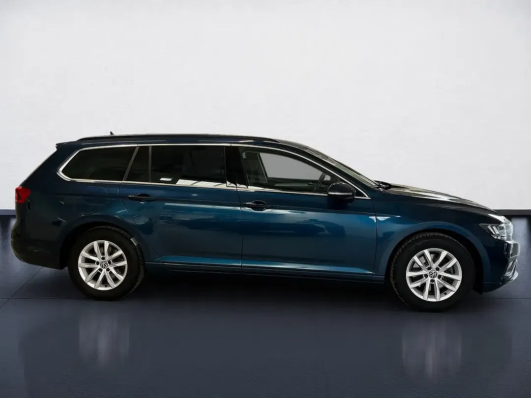 Volkswagen Passat Variant - Thumbnail 6