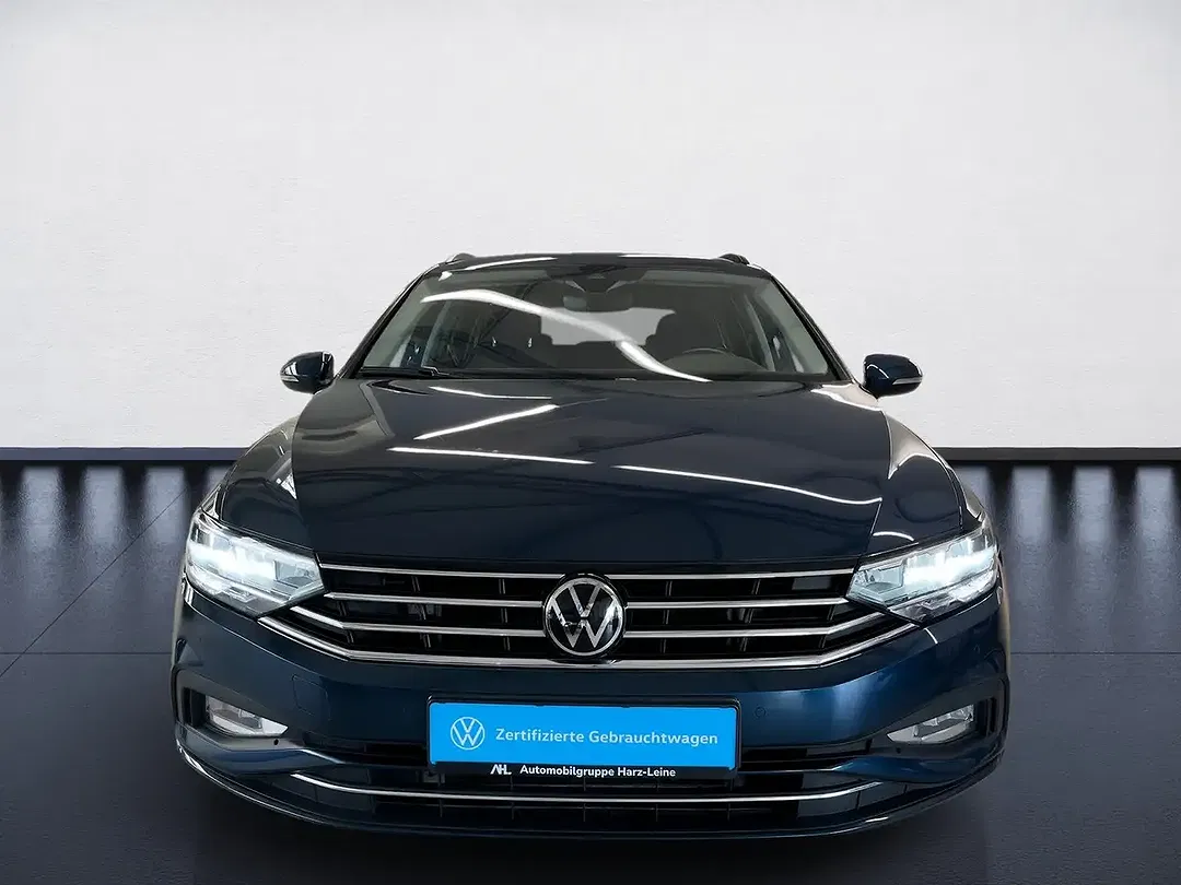 Volkswagen Passat Variant - Thumbnail 8