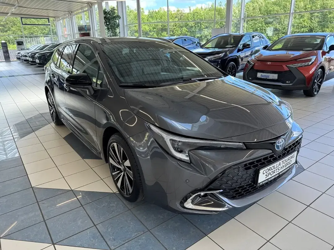 Toyota Corolla - Thumbnail 2