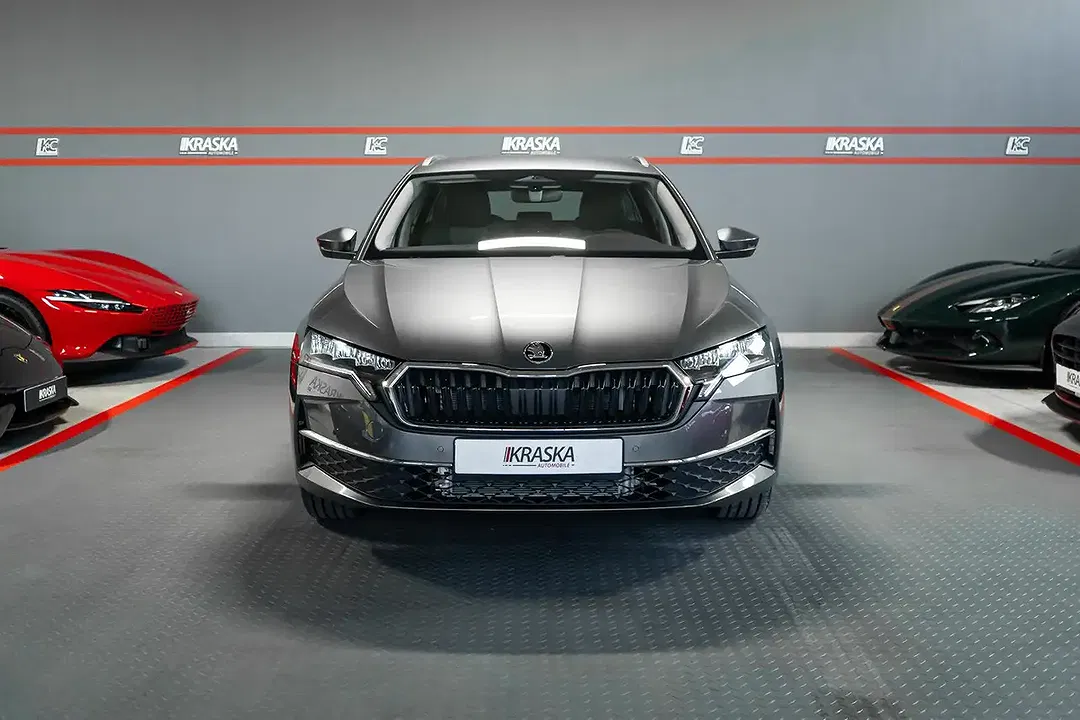 Skoda Octavia - Thumbnail 5