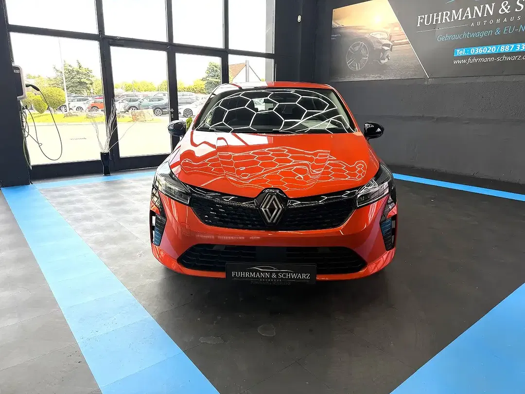 Renault Clio - Thumbnail 8
