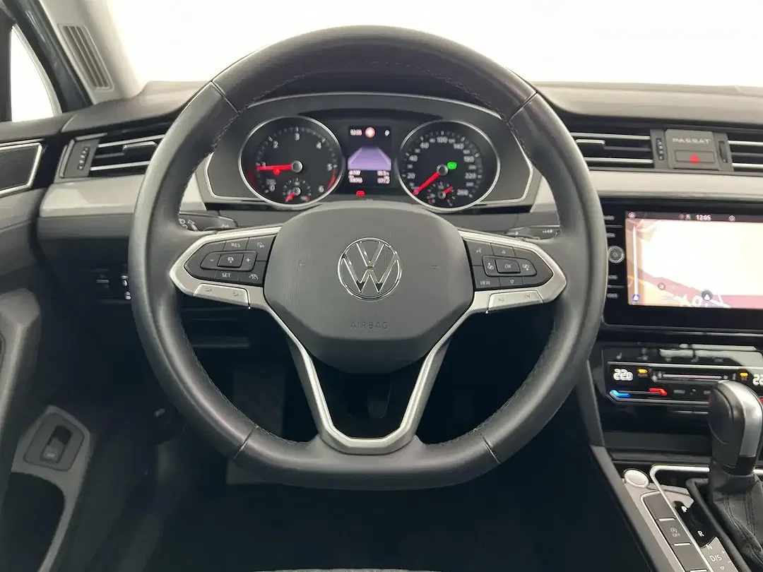 Volkswagen Passat Variant - Thumbnail 17