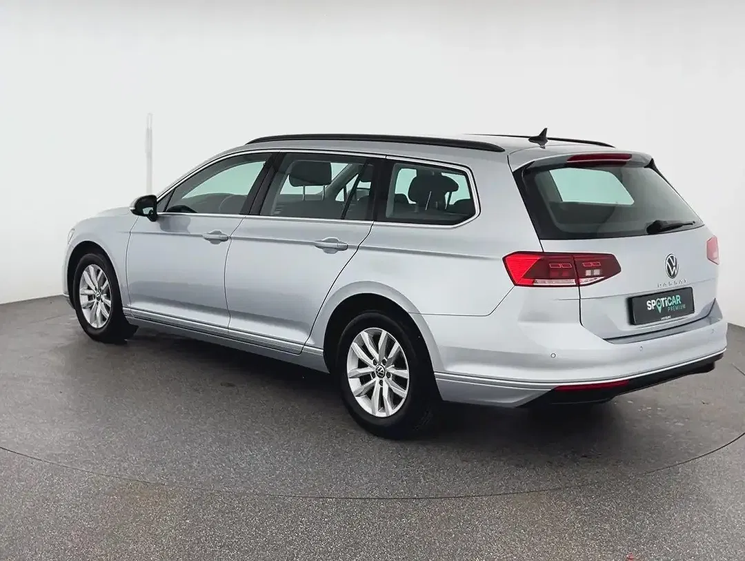 Volkswagen Passat Variant - Thumbnail 5