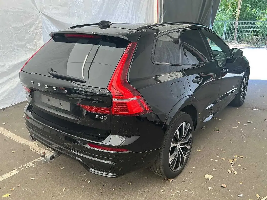 Volvo XC60 - Thumbnail 4