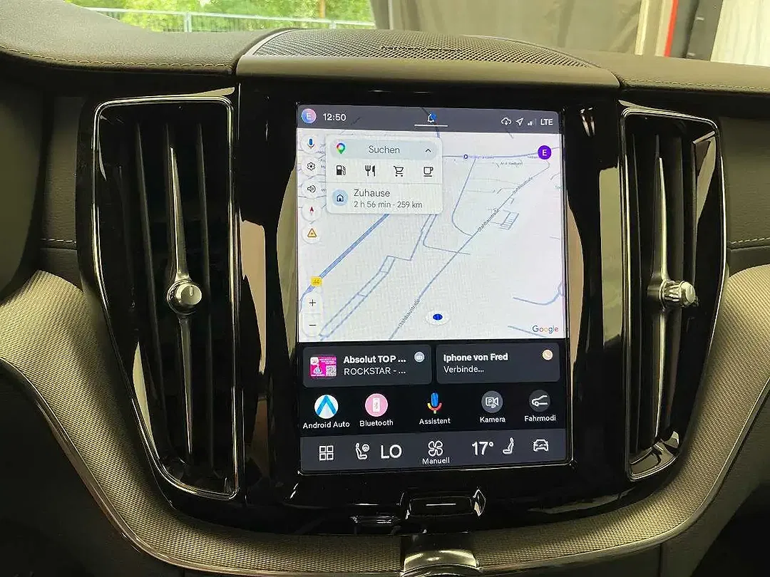 Volvo XC60 - Thumbnail 7