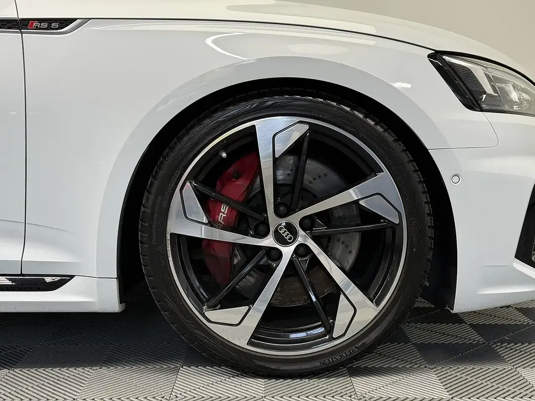 Audi RS5 - Thumbnail 28