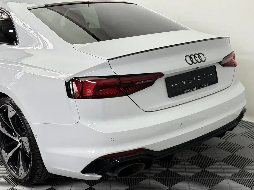 Audi RS5 - Thumbnail 38