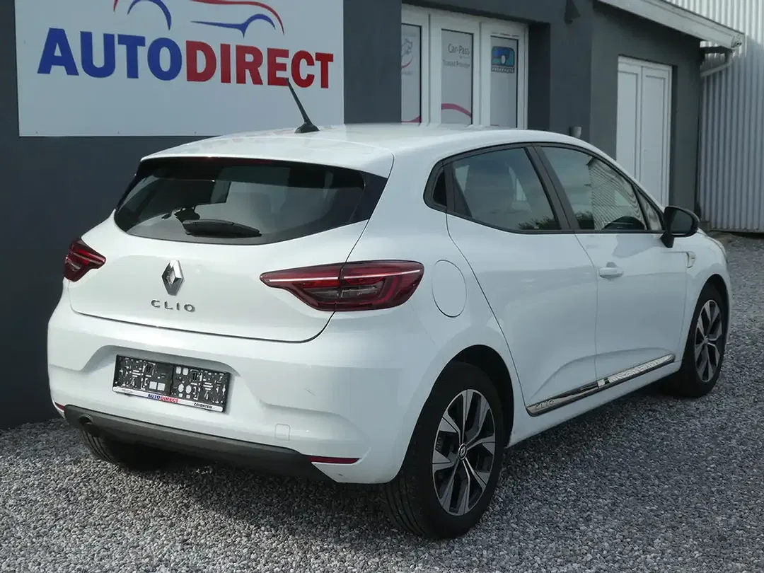 Renault Clio - Thumbnail 4