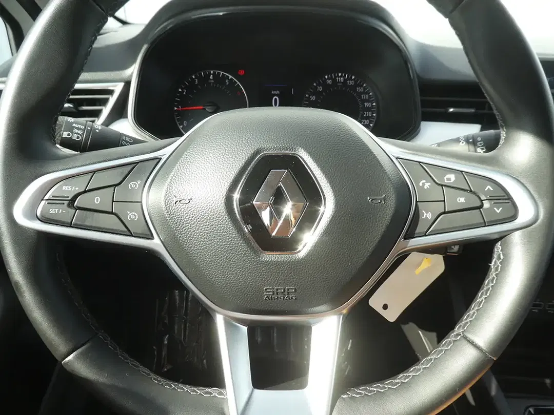 Renault Clio - Thumbnail 8