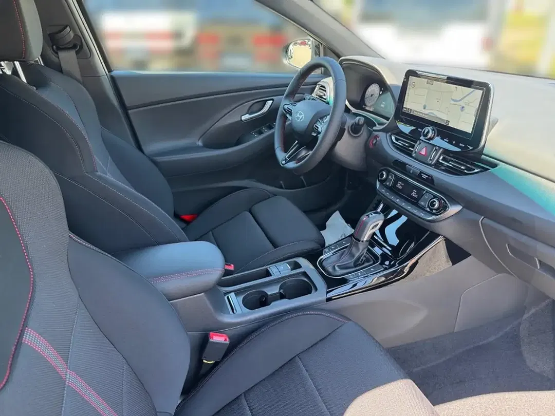 Hyundai i30 - Thumbnail 14