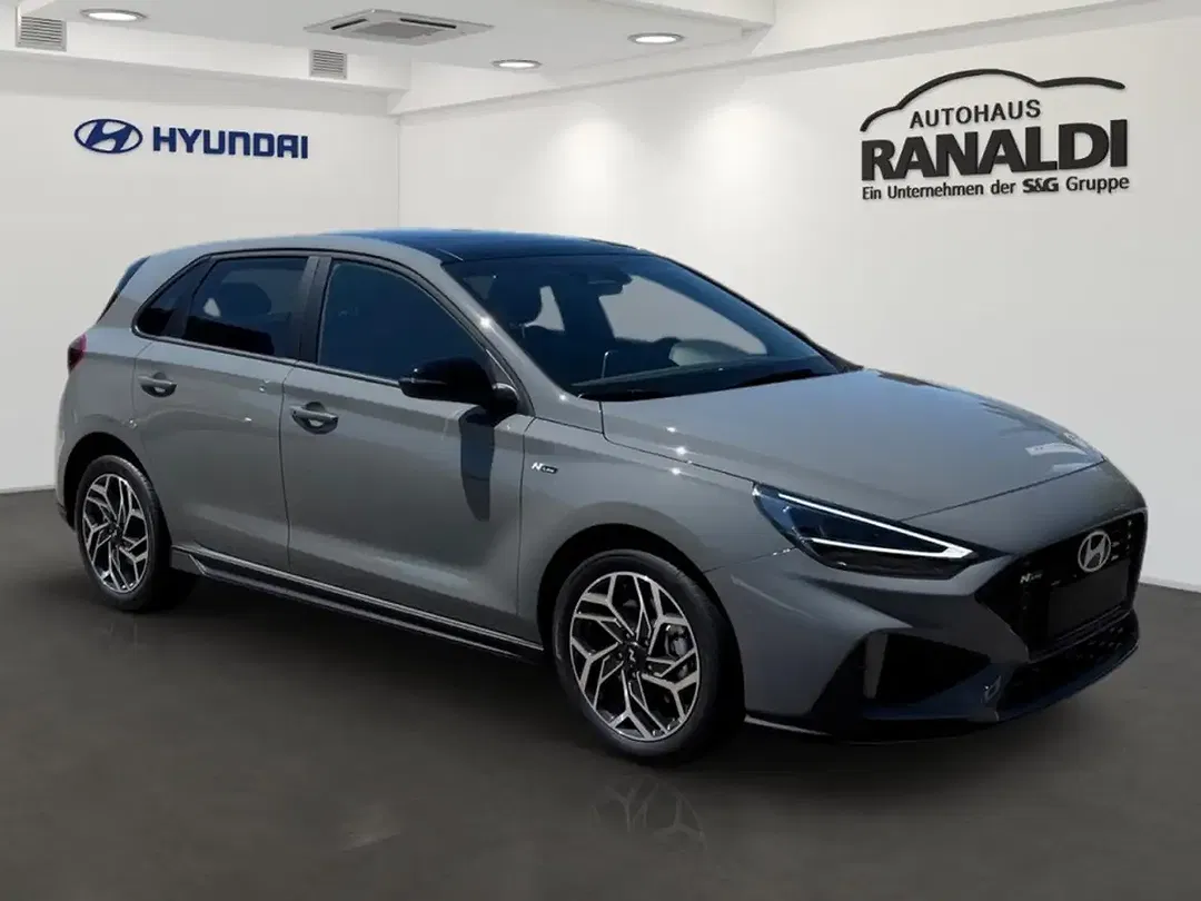 Hyundai i30 - Thumbnail 2
