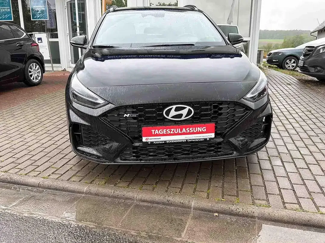 Hyundai i30 - Thumbnail 2