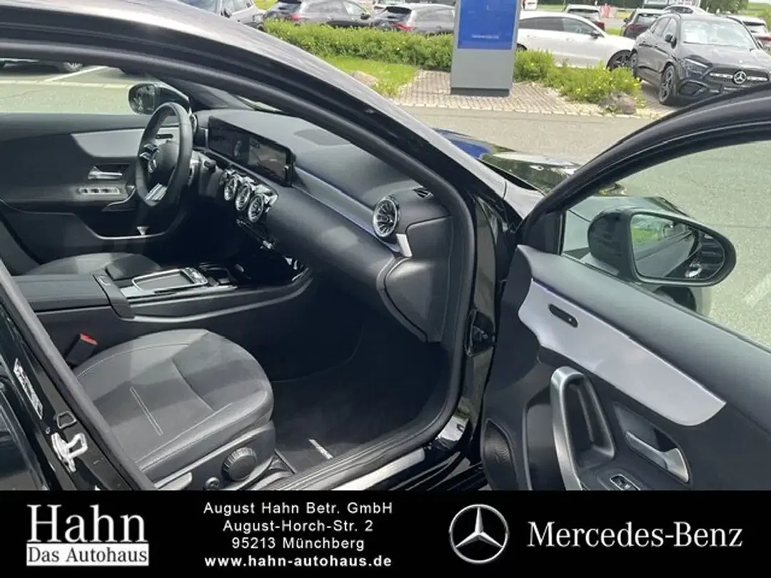 Mercedes-Benz A 200 - Thumbnail 4