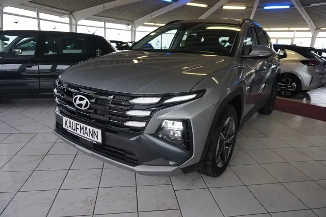 Hyundai TUCSON - Thumbnail 3