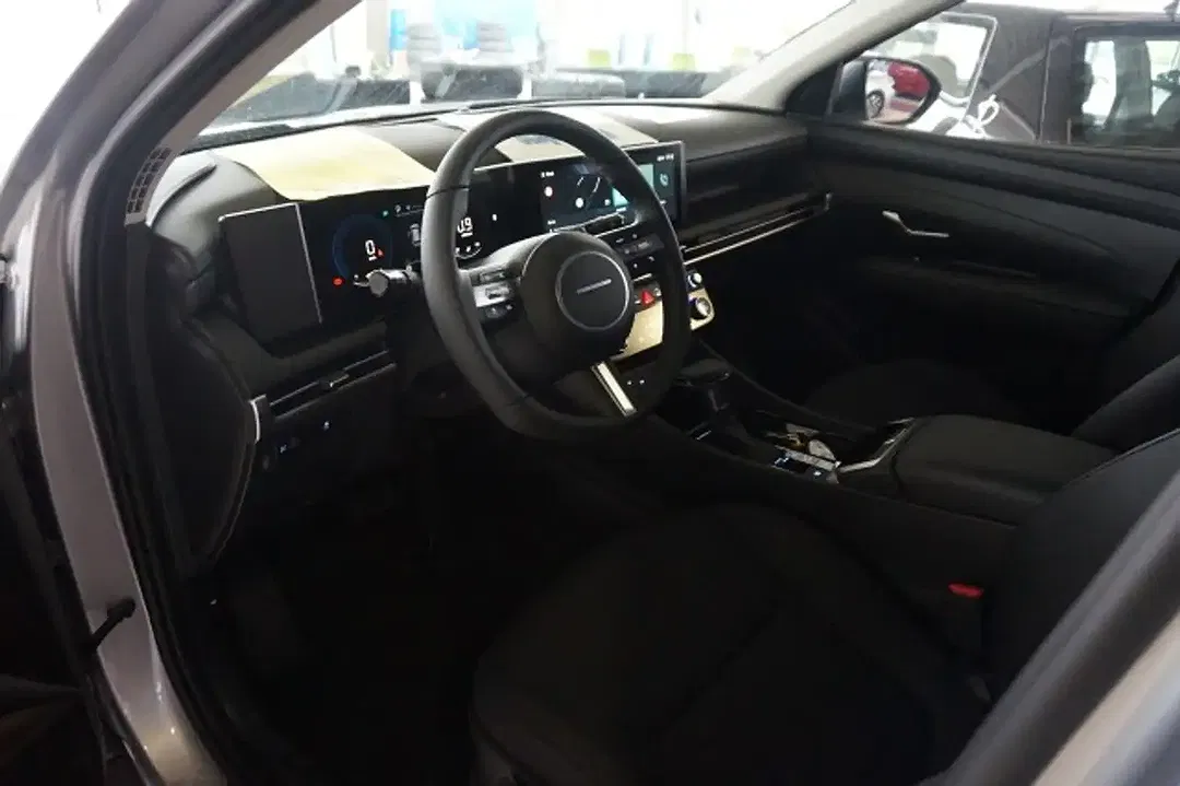 Hyundai TUCSON - Thumbnail 8