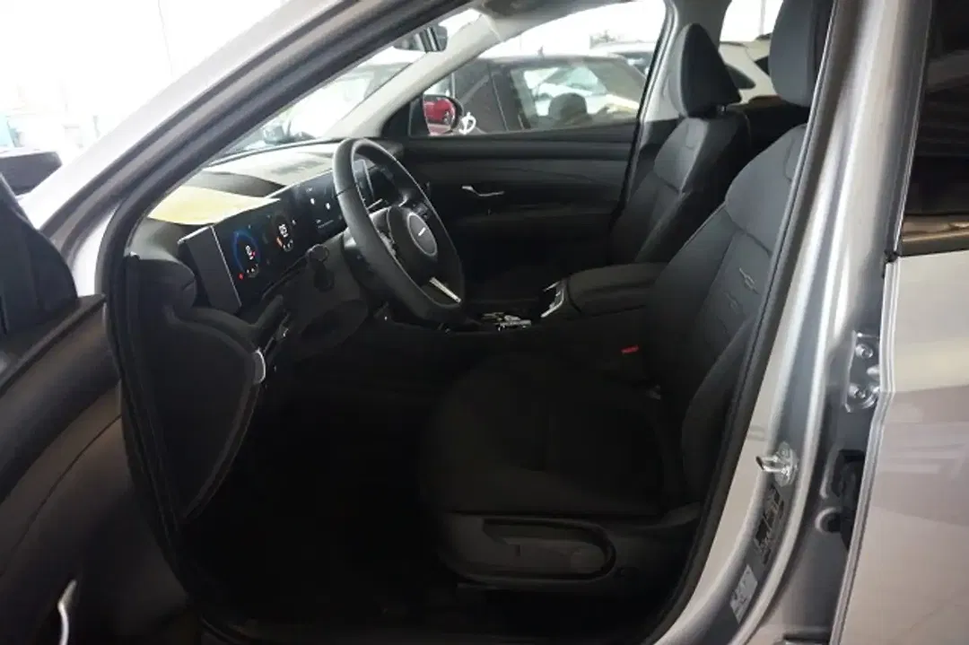 Hyundai TUCSON - Thumbnail 9