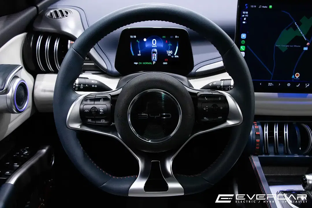 BYD Atto 3 - Thumbnail 13