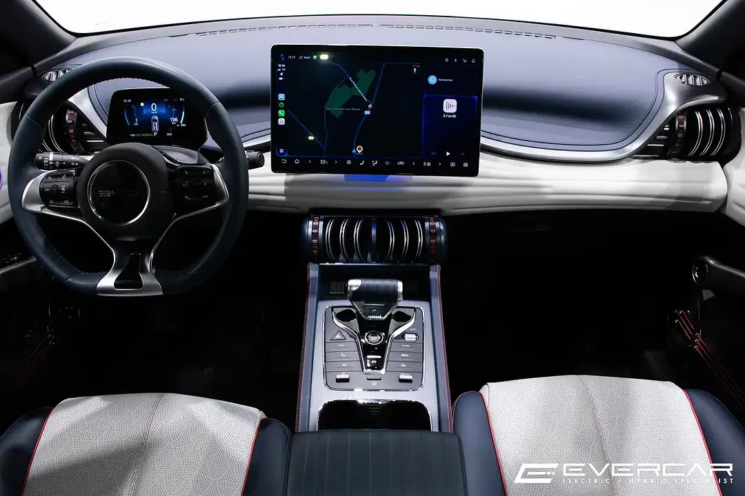 BYD Atto 3 - Thumbnail 7