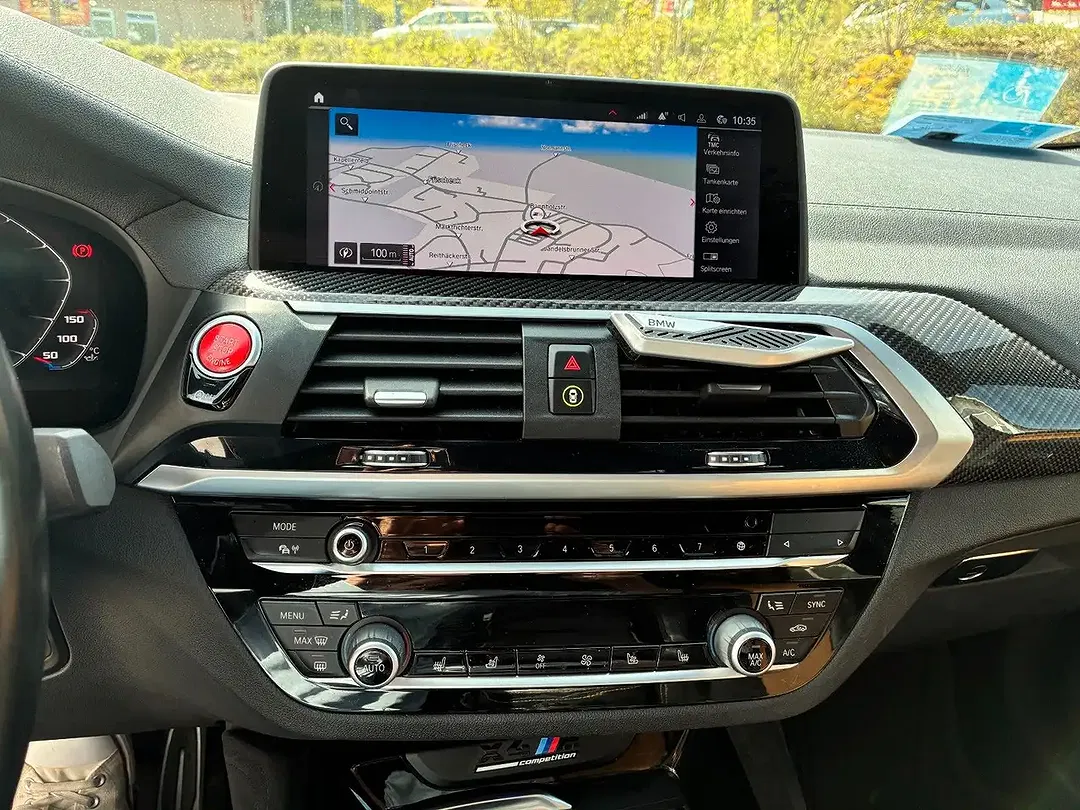 BMW X4 M - Thumbnail 13