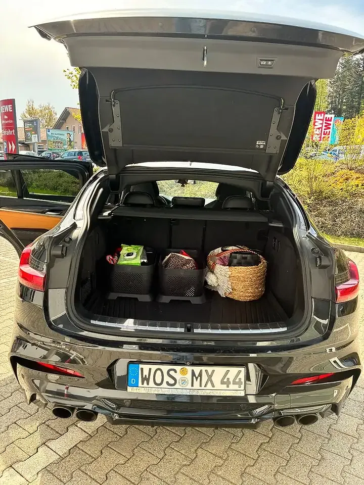 BMW X4 M - Thumbnail 16