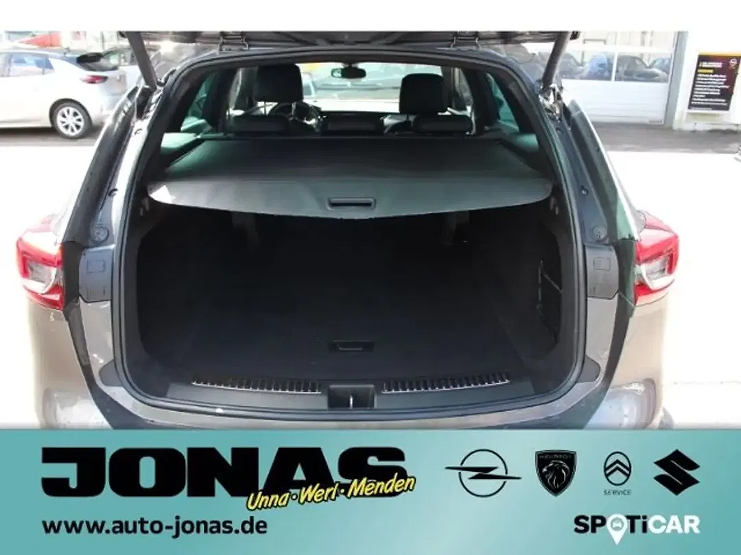 Opel Insignia - Thumbnail 10