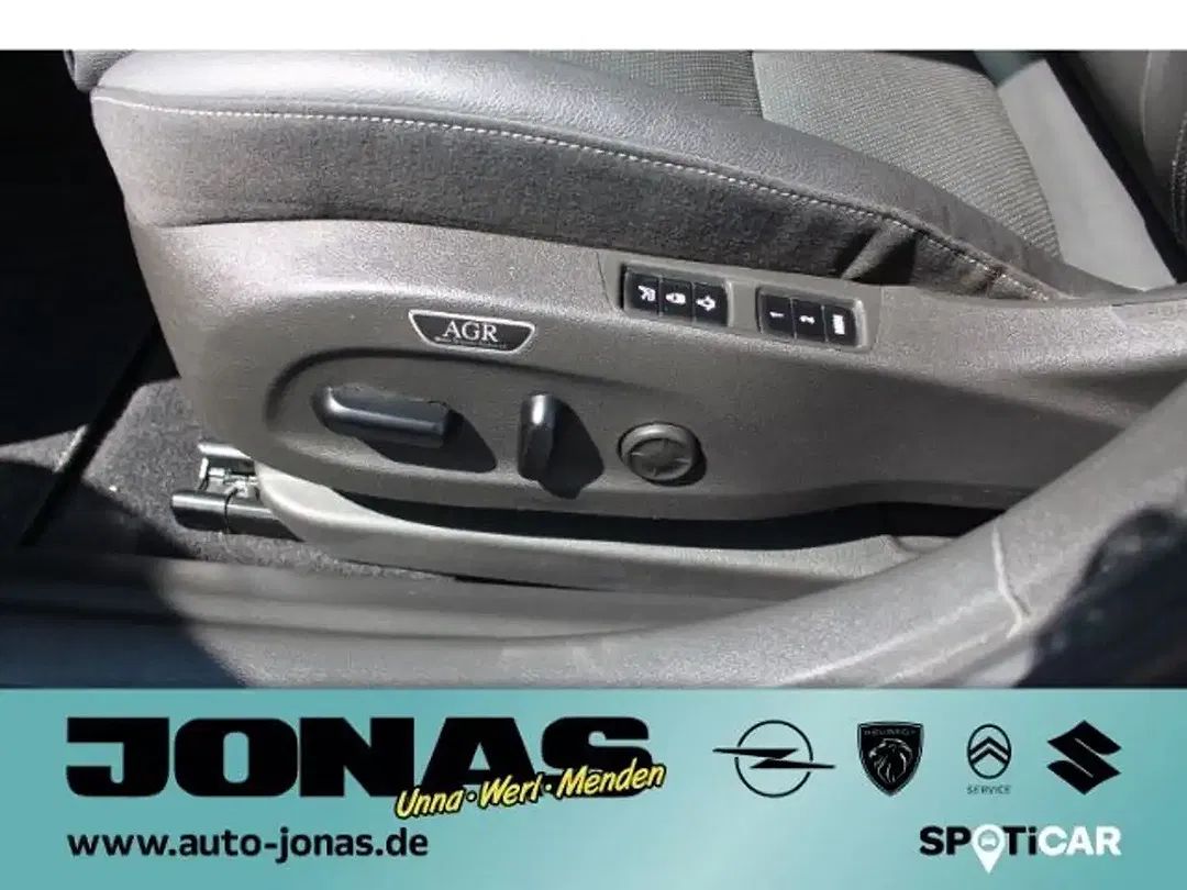 Opel Insignia - Thumbnail 16