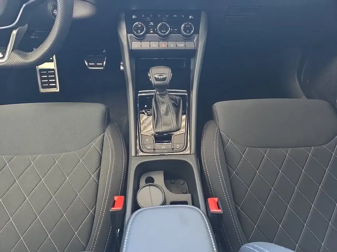 Skoda Karoq - Thumbnail 12