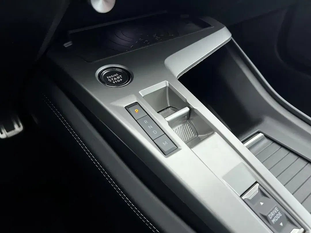 Peugeot 308 - Thumbnail 13