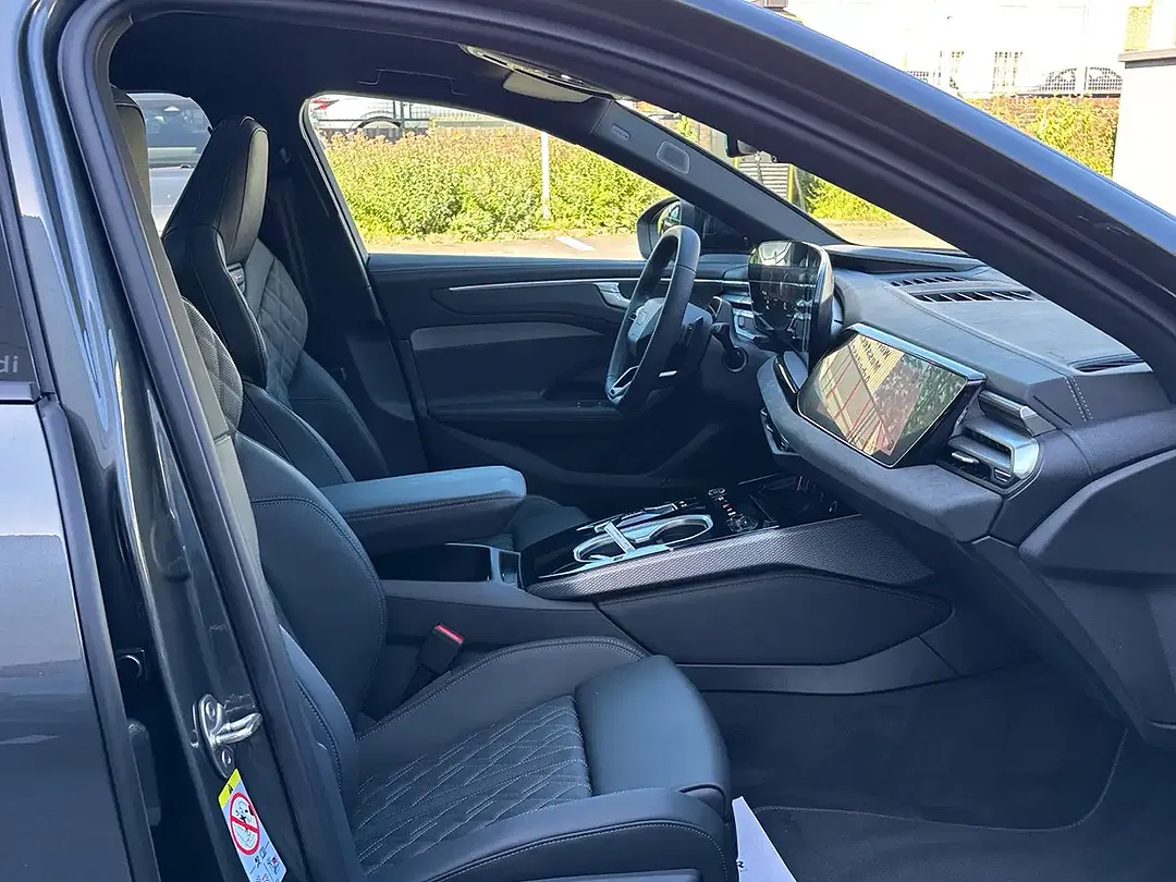 Audi A6 - Thumbnail 10