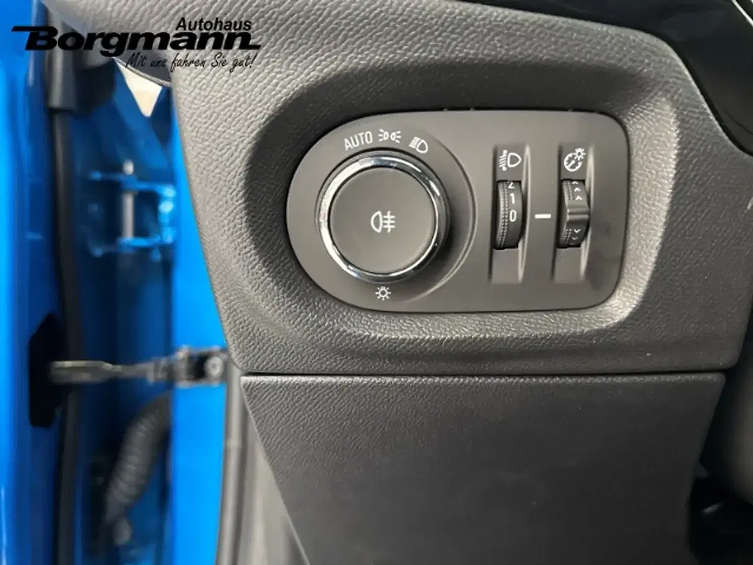 Opel Corsa - Thumbnail 12