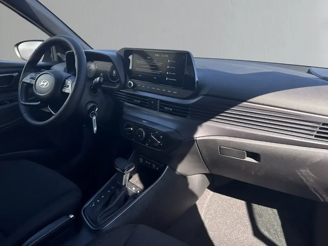 Hyundai i20 - Thumbnail 13