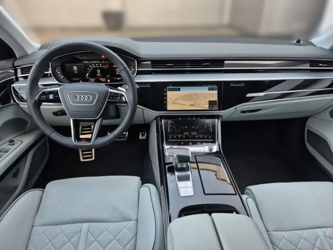 Audi S8 - Thumbnail 10