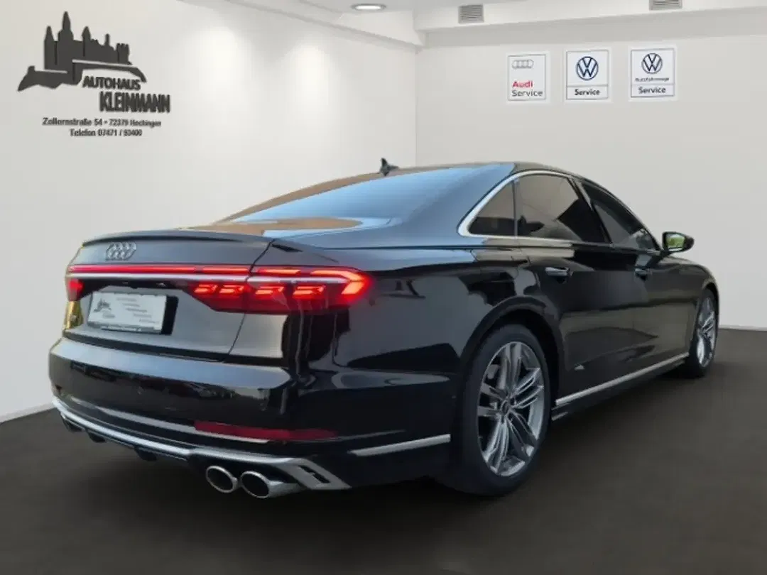 Audi S8 - Thumbnail 3